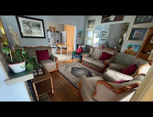 4 BEDROOM HOUSE FOR SALE IN FLORENTIA